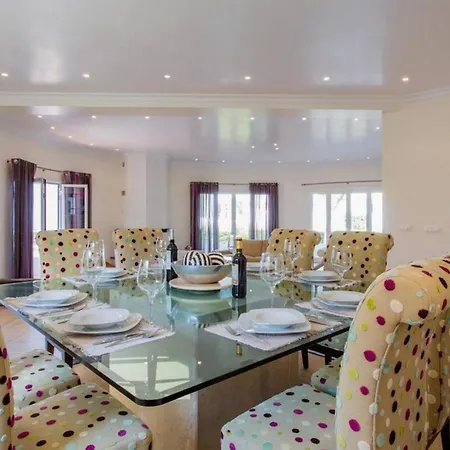 Villa Villa 7 Bedrooms Pool In Algarve Guia (Faro)