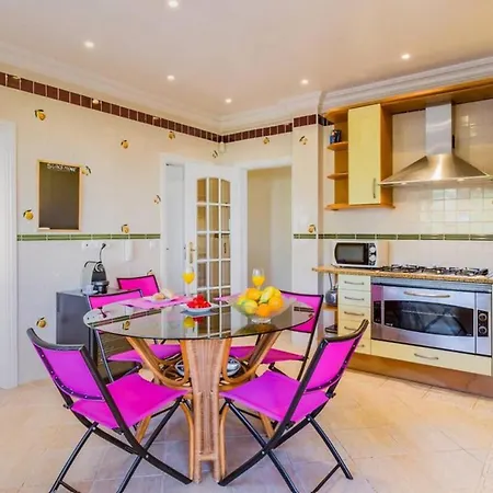 Villa 7 Bedrooms Pool In Algarve Villa *