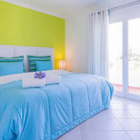 Villa 7 Bedrooms Pool In Algarve * Guia (Faro)
