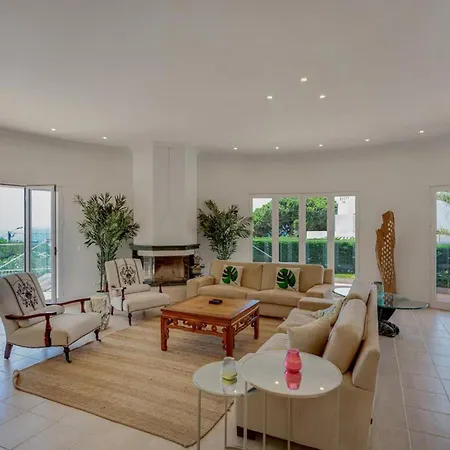 Villa 7 Bedrooms Pool In Algarve Guia (Faro)