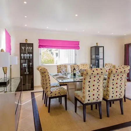 Villa 7 Bedrooms Pool In Algarve * Guia (Faro)