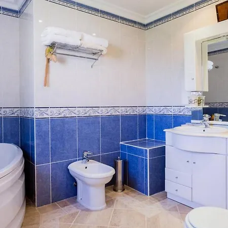 Villa 7 Bedrooms Pool In Algarve